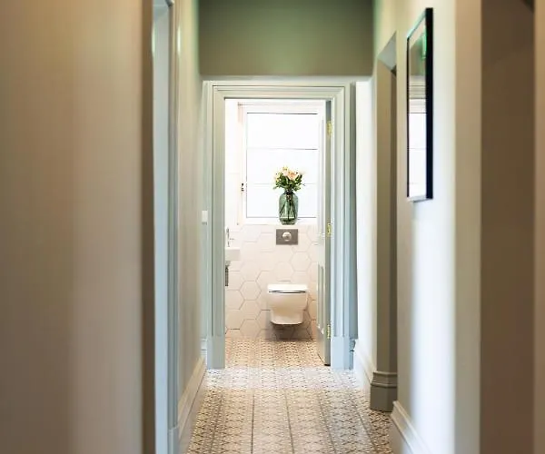 Hotel Magmell Townhouse *